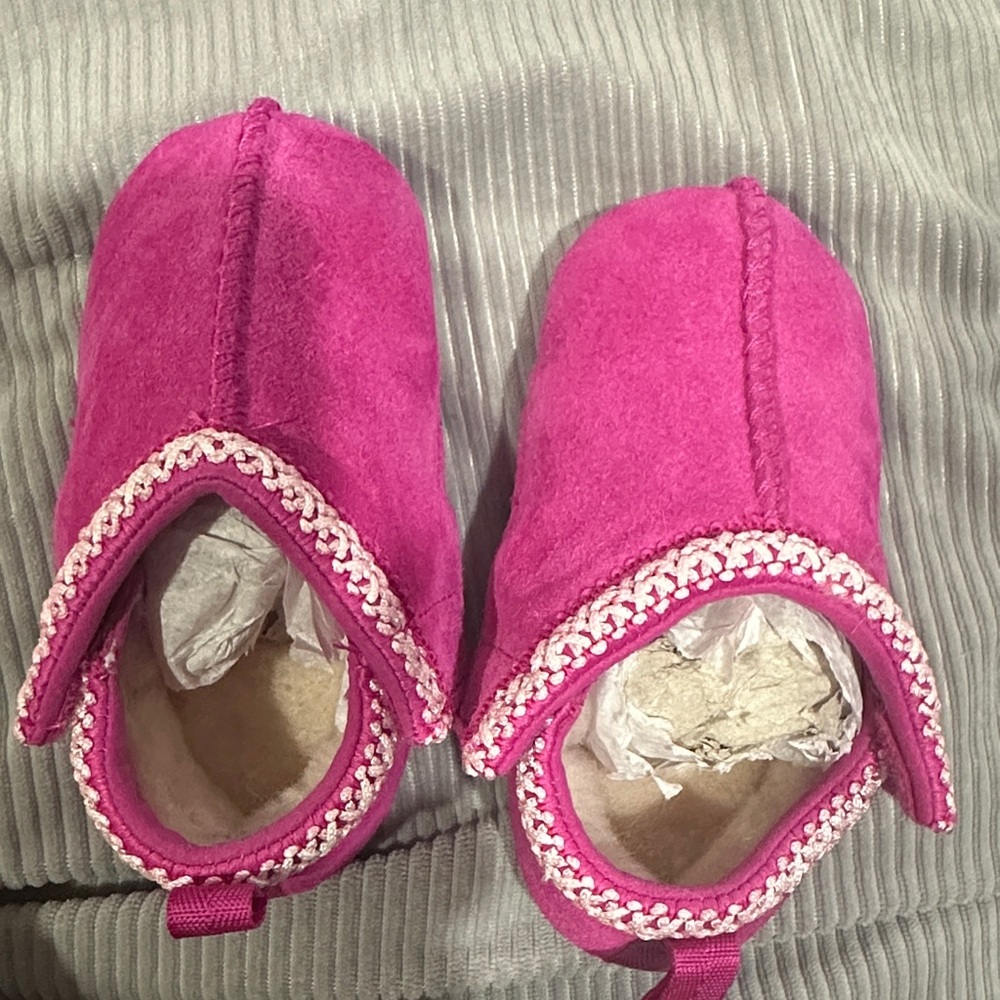 UGG Fuchsia Kids Slippers with Embroidered Trim